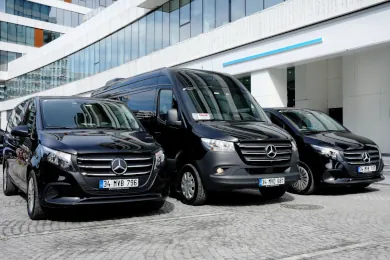 Pic shows the Elithair van convoy in front of the Elit Klinik in Istanbul